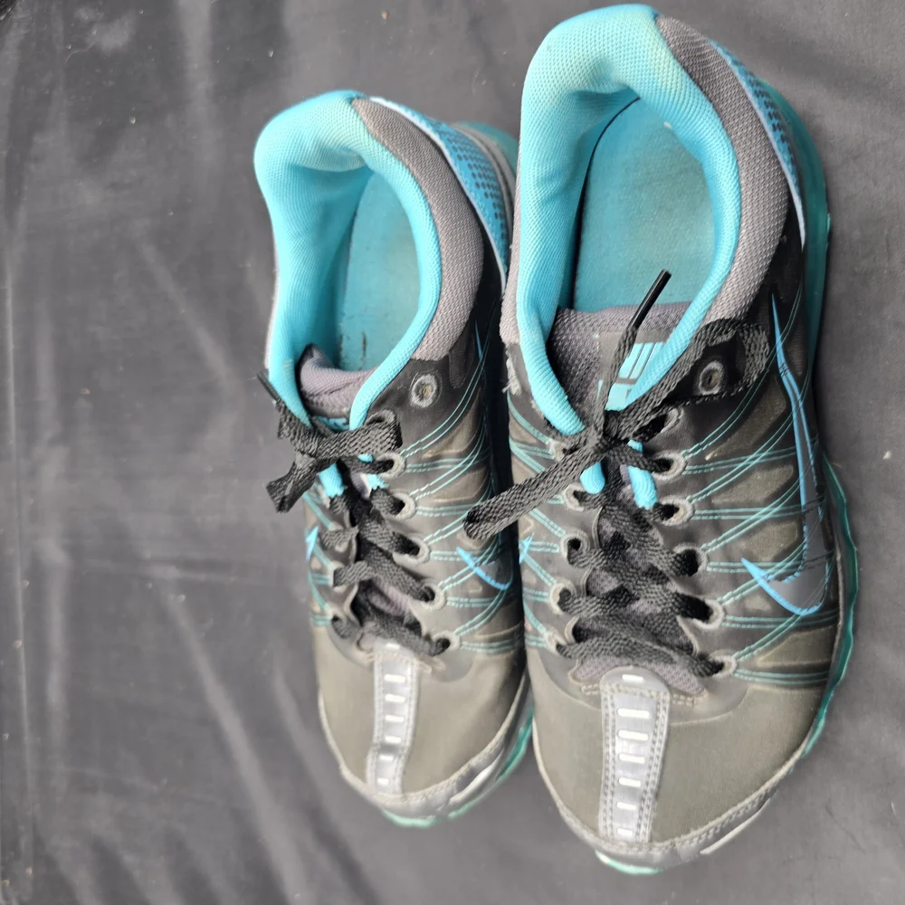 Nike Gray and Blue Athletic‎ Shoes with Cushioned Midsole